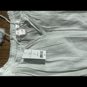 new with tags! Stella Cove Girls White  Coverup With Purple Petals